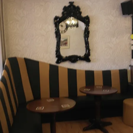 Delamere Hotel-3